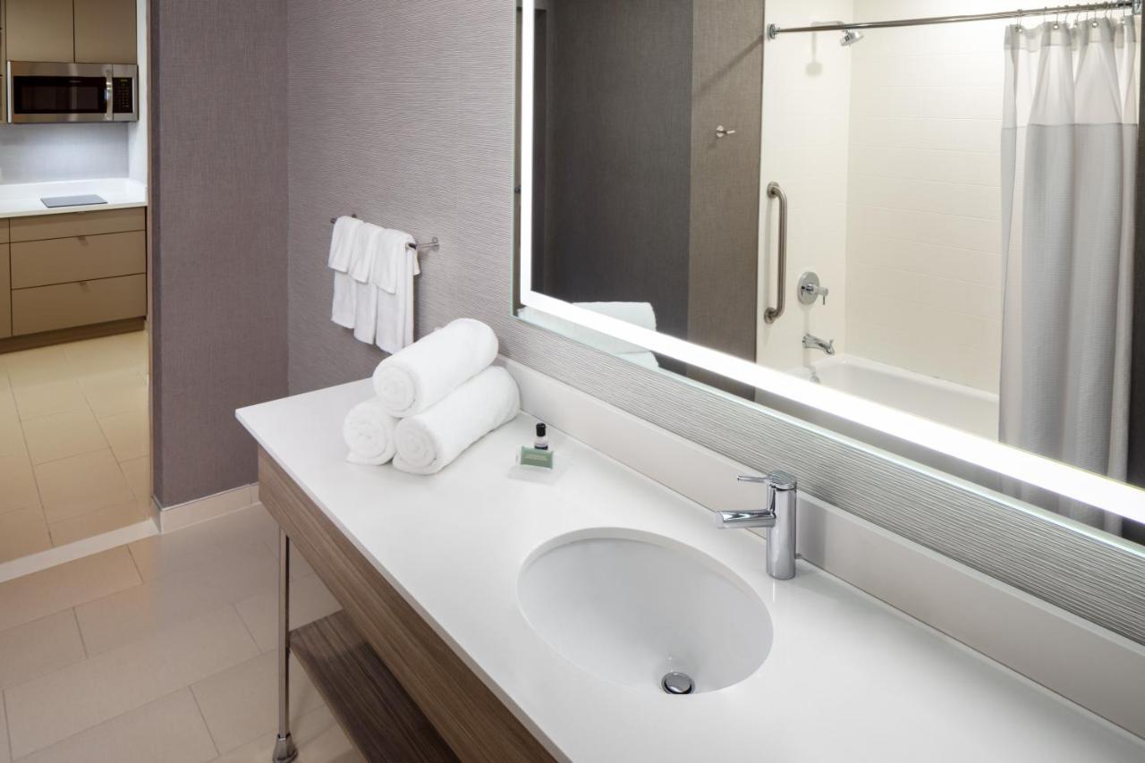 Springhill Suites By Marriott New York Jfk Airport Jamaica Екстериор снимка