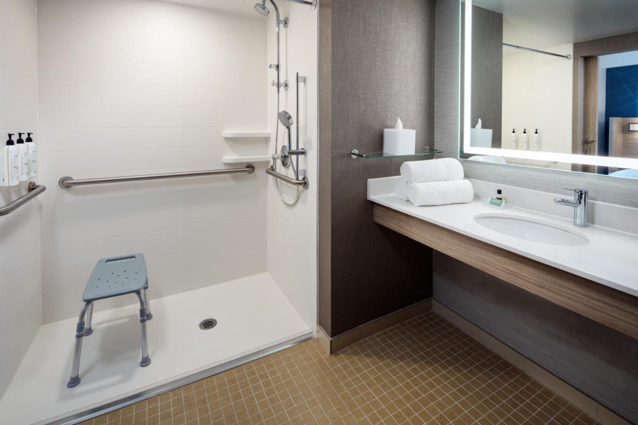 Springhill Suites By Marriott New York Jfk Airport Jamaica Екстериор снимка