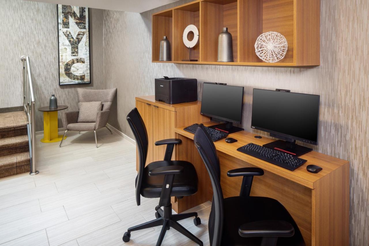 Springhill Suites By Marriott New York Jfk Airport Jamaica Екстериор снимка